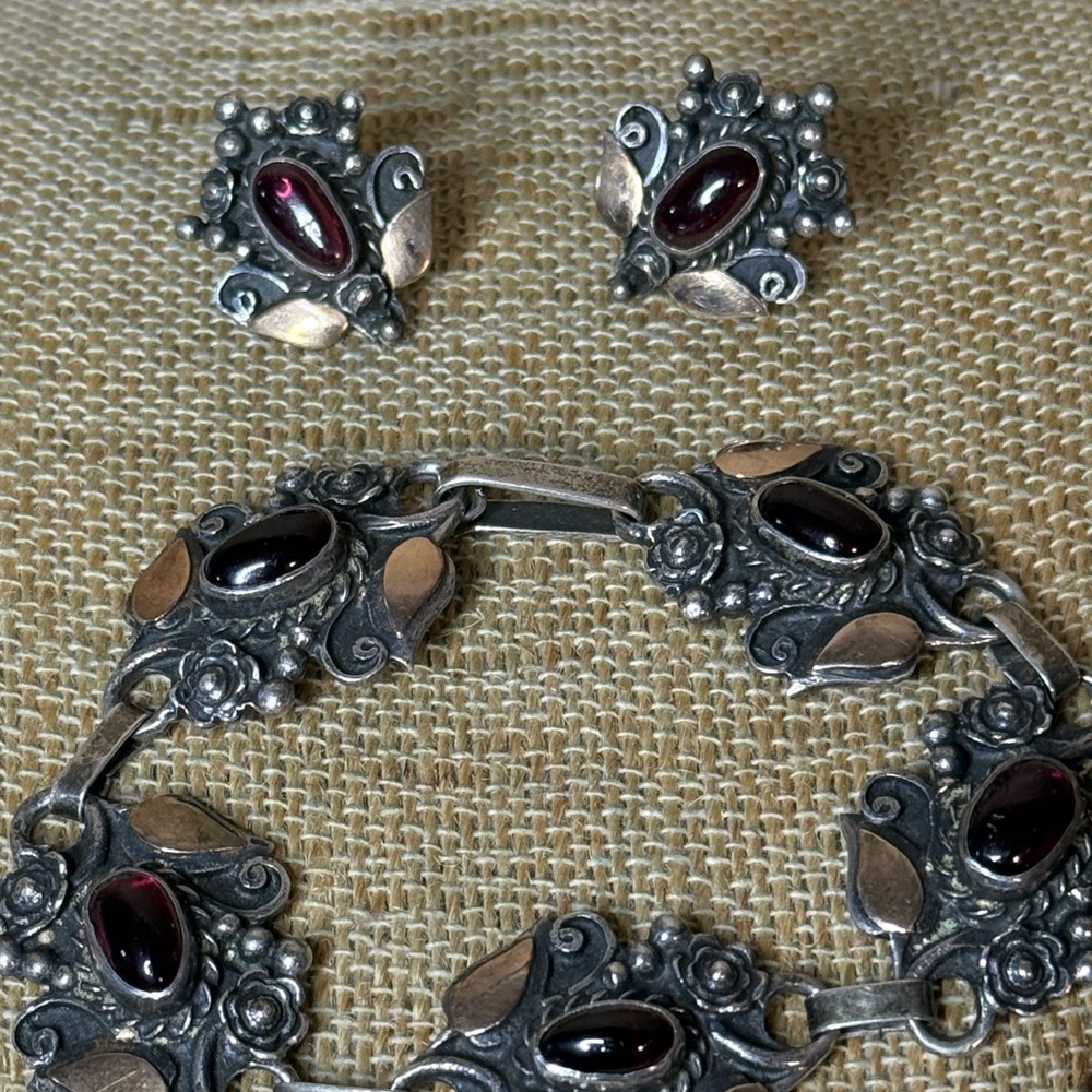 Antique Garnet Sterling Silver 14k Gold Link Bracelet Oval Cabochon & Earrings